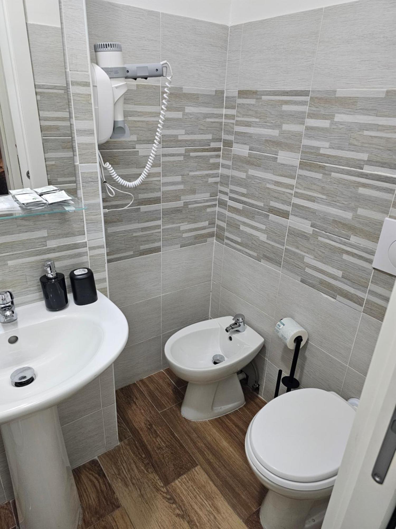 Trastevere Guestrooms 罗马 外观 照片